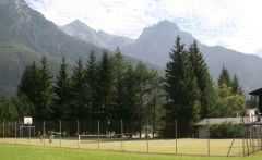 Sportplatz im Jugendferienheim Adler in den Kitzbüheler Alpen